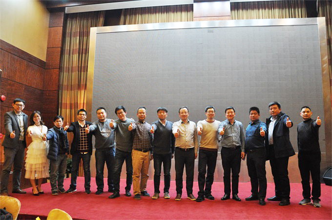 九游老哥J9俱乐部官网 - J9俱乐部老哥互换社区