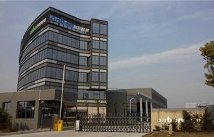 热烈庆祝九游老哥J9俱乐部官网昆山光电产业基地投产运营